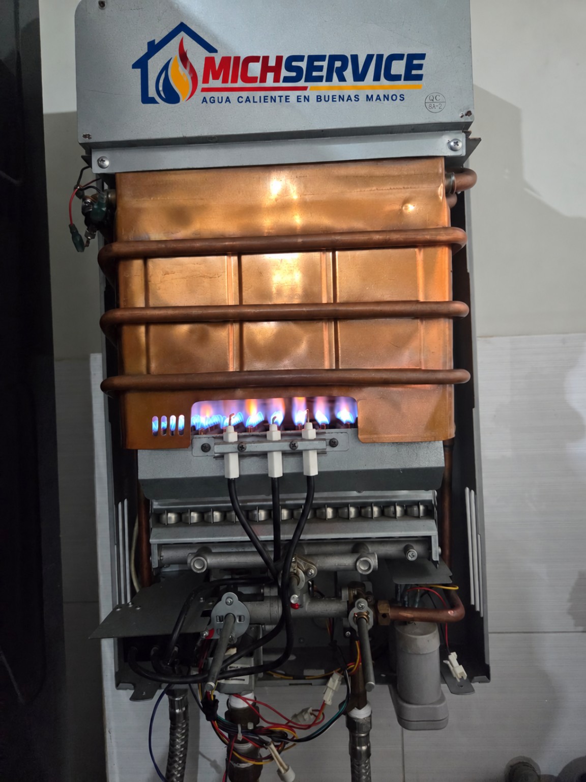 Servicio de mantenimiento de termas a gas MICHSERVICE